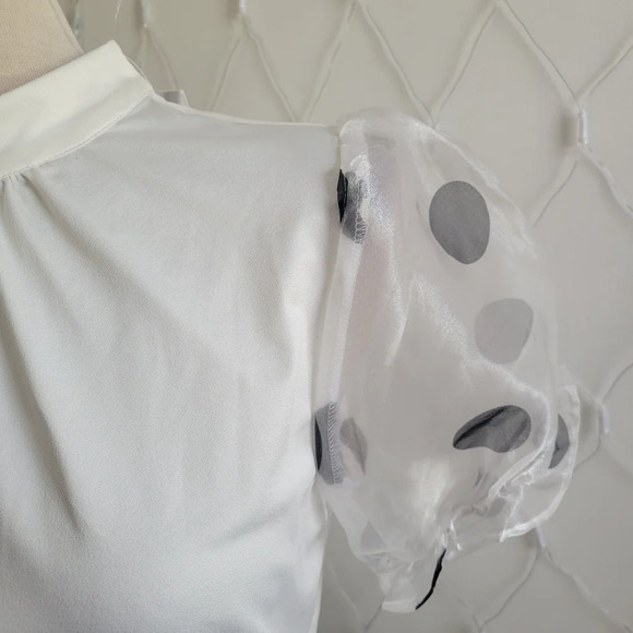 Luxology Top / Puff Polka-Dot Sleeves / Size Medium - Picture 2 of 5
